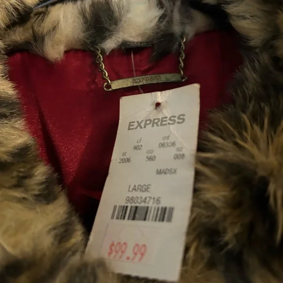 Express Faux Fur Jacket with Animal Print - Picture 3 of 3